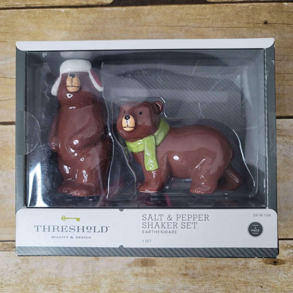 Earthenware Polar Bear Salt & Pepper Shaker Set